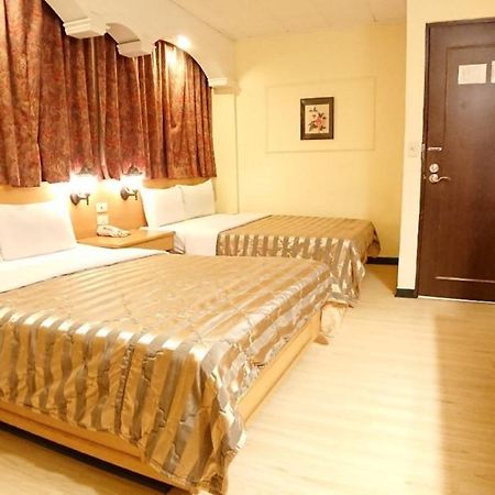 Yes Hotel Chiayi City Exterior foto
