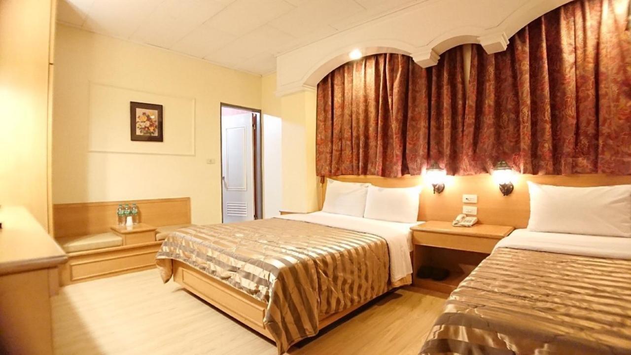 Yes Hotel Chiayi City Exterior foto