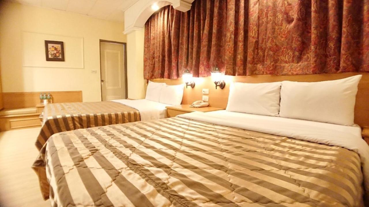 Yes Hotel Chiayi City Exterior foto